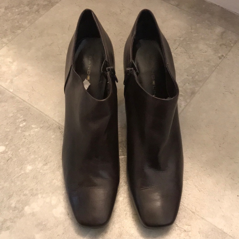 Bandolino Dark Brown Leather Booties